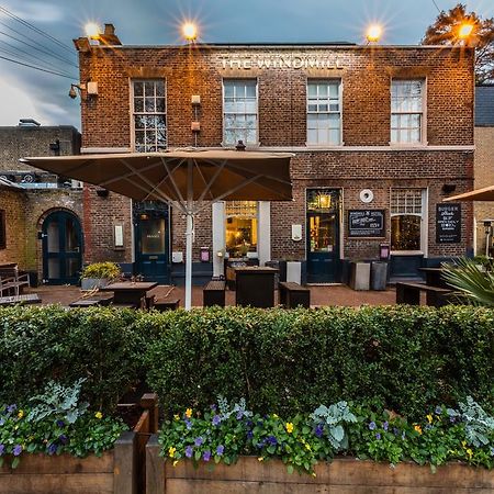 The Windmill On The Common Hotel Londres Exterior foto